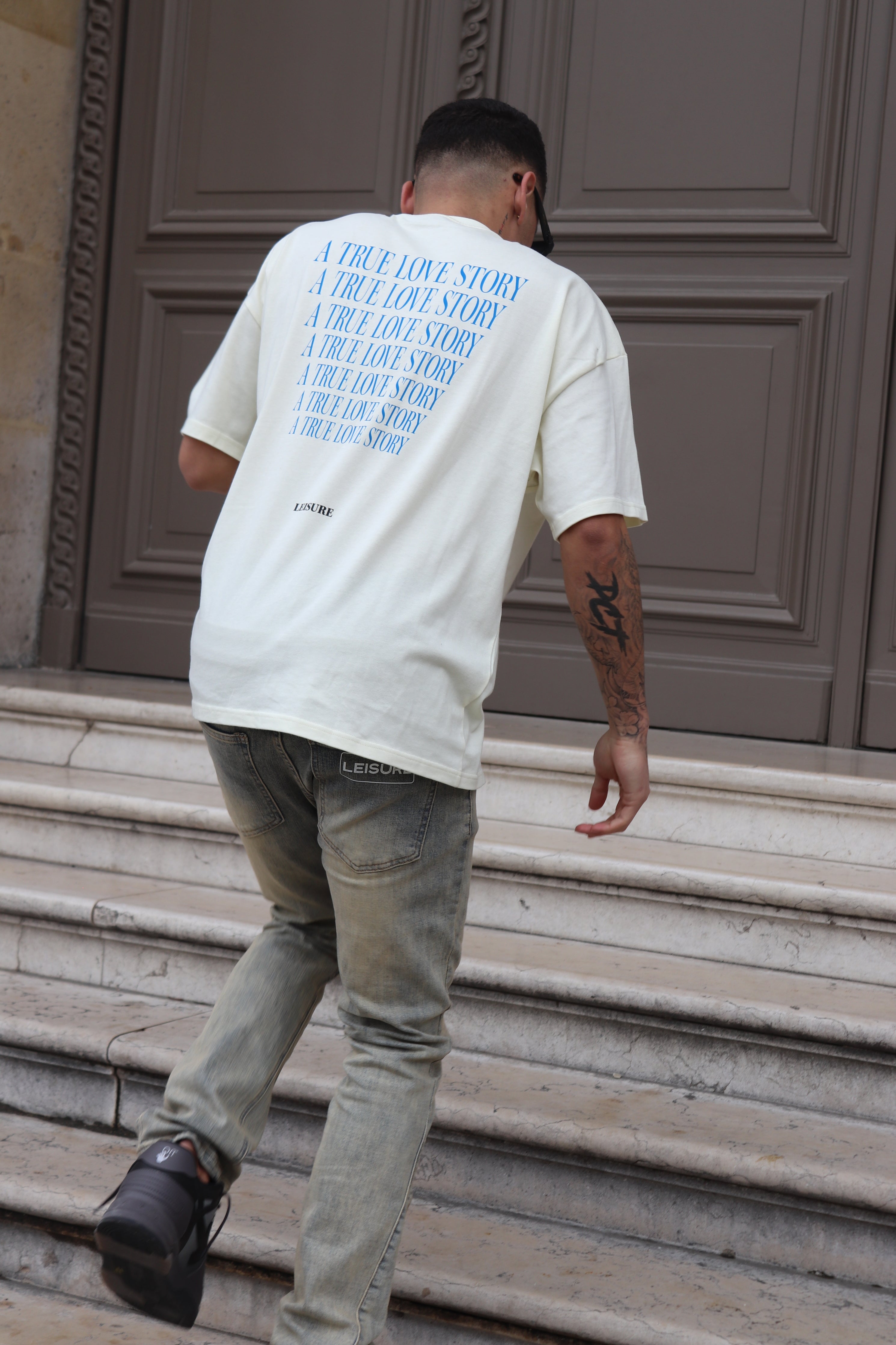 A TRUE LOVE STORY T-SHIRT - CREAM/BLUE